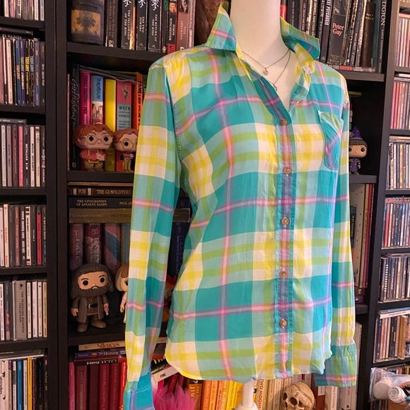 AE Button Down - Picture 3 of 9